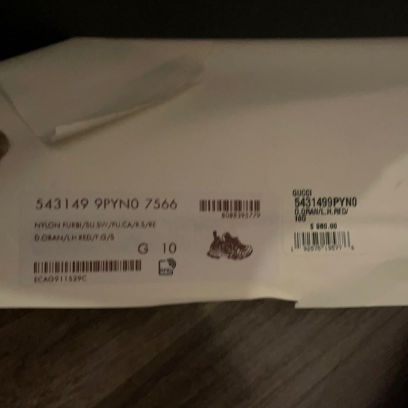 Gucci Flashtrex Sneakers - Picture 12 of 12